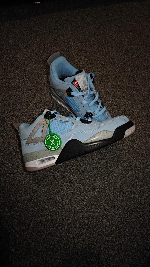 Buy & Sell Westcliff-on-Sea Southend-on-Sea - Photos for Jordan 4 Retro University Blue Size 8.5