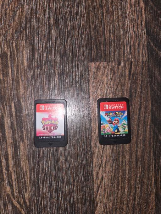 Buy & Sell Rudgwick Horsham - Photos for 2 Nintendo switch games