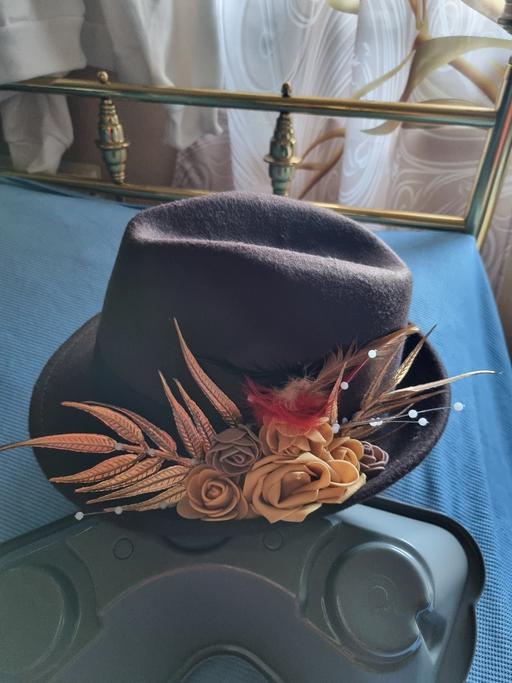 Buy & Sell Biggleswade Central Bedfordshire - Photos for ladies hat