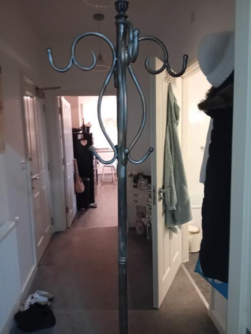 Buy & Sell Birchington Thanet - Photos for metal coat and umbrella stand