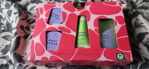 Buy & Sell Radcliffe Bury - Photos for gift set