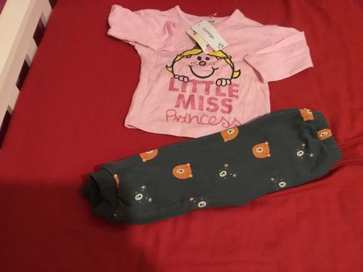 Buy & Sell Woodcross Wolverhampton - Photos for Baby Girls Outfit age12/18 months