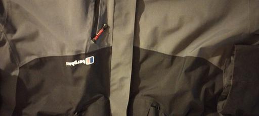 Buy & Sell Kenton Newcastle upon Tyne - Photos for Berghaus Waterproof jacket