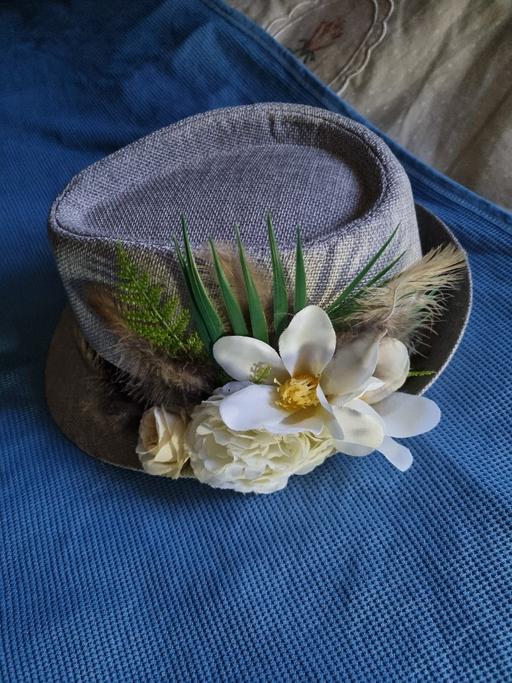 Buy & Sell Biggleswade Central Bedfordshire - Photos for ladies hat