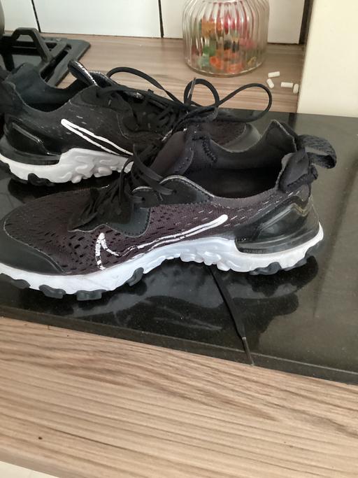 Buy & Sell Southdene Knowsley - Photos for Size 3/5 Nike trainers