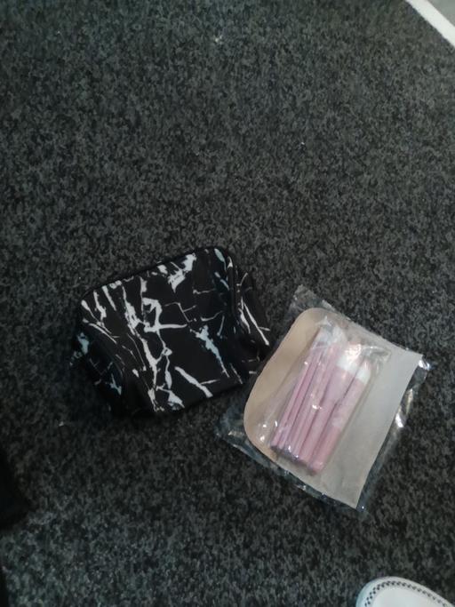 Buy & Sell Four Oaks Birmingham - Photos for makeup