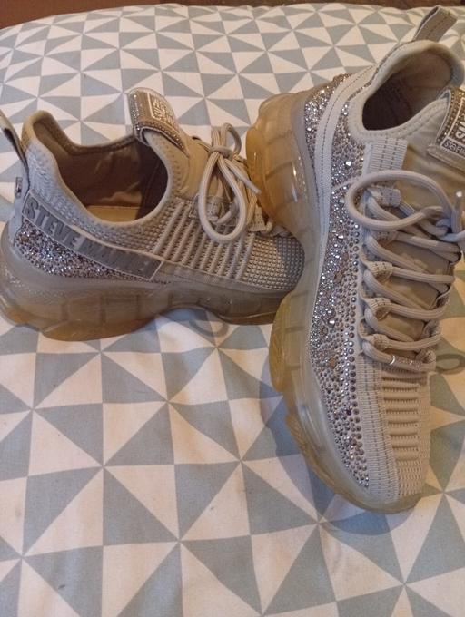 Buy & Sell Parkgate Rotherham - Photos for trainers