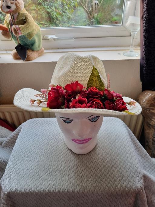 Buy & Sell Biggleswade Central Bedfordshire - Photos for ladies hat