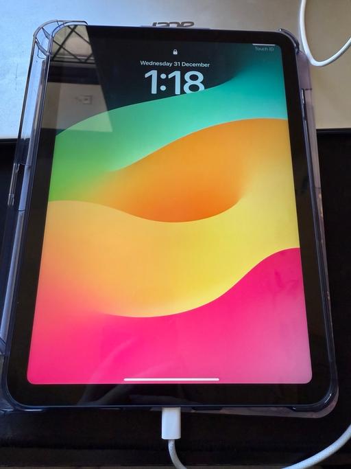 Buy & Sell Heath Town Wolverhampton - Photos for iPad 10th gen,64gb blue.