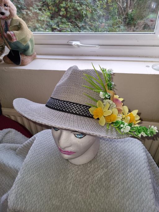 Buy & Sell Biggleswade Central Bedfordshire - Photos for ladies hat