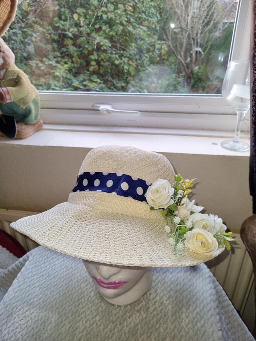 Buy & Sell Biggleswade Central Bedfordshire - Photos for ladies hat
