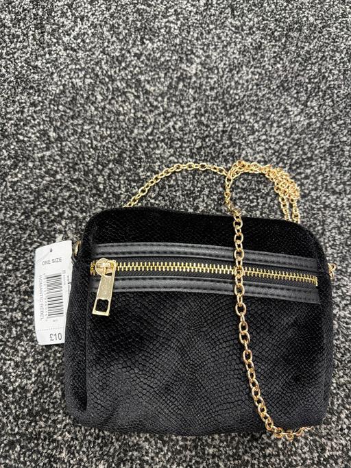 Buy & Sell Blackburn Blackburn with Darwen - Photos for Brand new black purse