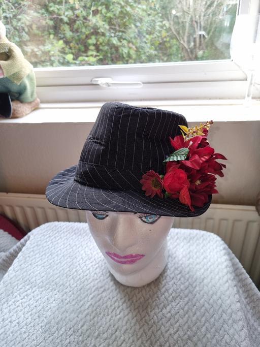 Buy & Sell Biggleswade Central Bedfordshire - Photos for ladies hat