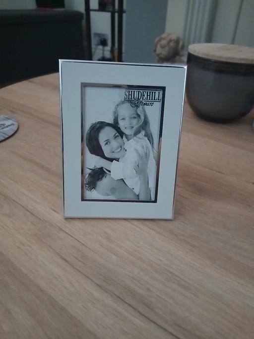Buy & Sell Radcliffe Bury - Photos for Small Frame Good Con
