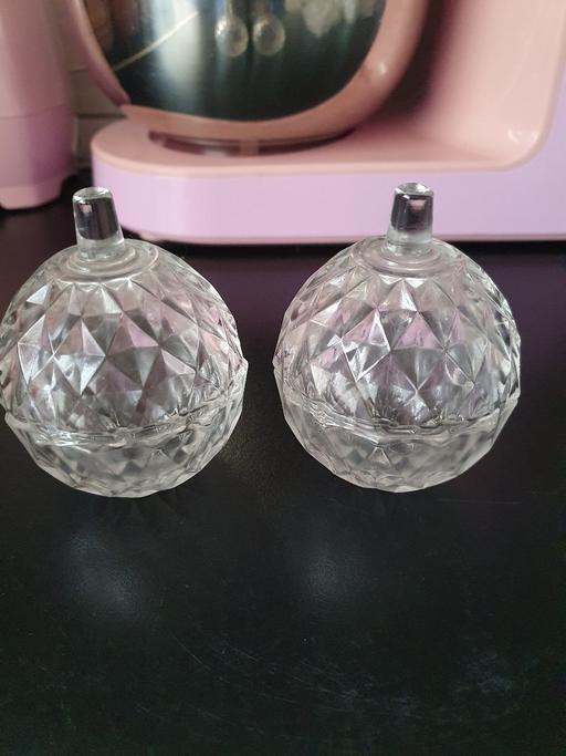 Buy & Sell Upper Gornal Dudley - Photos for vintage lidded glass trinket boxes pair