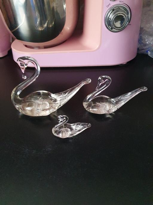 Buy & Sell Upper Gornal Dudley - Photos for vintage glass Swan ornament set x 3