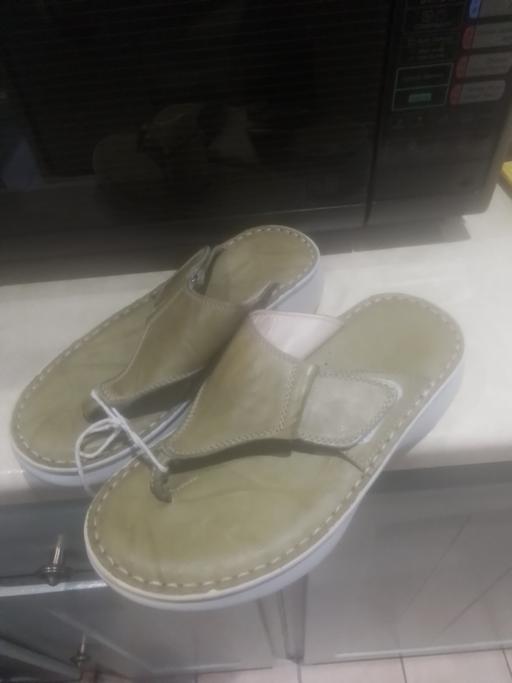 Buy & Sell Streetly Walsall - Photos for BRAND NEW WODA ANTI STRESS MULES VELCO FASTEN