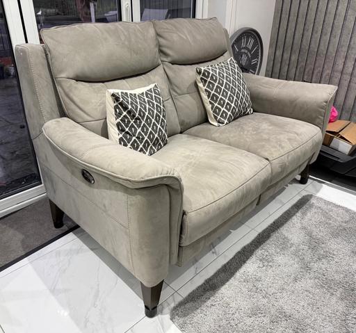 Buy & Sell Hamstead Industrial Estate Birmingham - Photos for 2 seater sofa