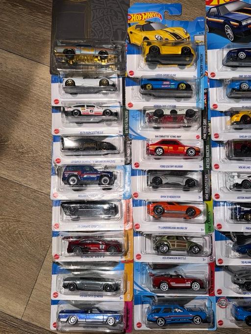 Buy & Sell Toddington Central Bedfordshire - Photos for Hot wheels cars 70+