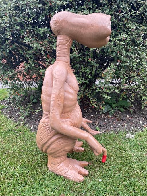 Buy & Sell Shillingford Hill South Oxfordshire - Photos for Life-Size E.T. Statue, Figurine
