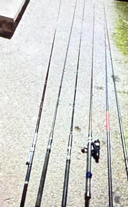 Buy & Sell Derry Downs South East London - Photos for 6x fishing rods in good condition asking £80