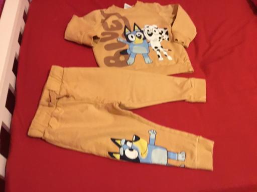 Buy & Sell Woodcross Wolverhampton - Photos for Baby Girls Tracksuit age 12/18 months