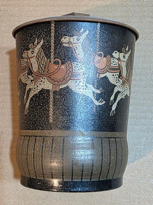 Buy & Sell Amblecote Dudley - Photos for Vintage Decorative Tin Carousel Horse Design