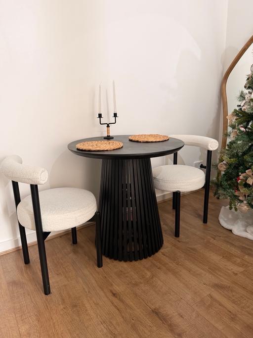 Buy & Sell Upper Holloway North London - Photos for Dinning table chairs