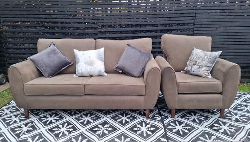 Buy & Sell Wednesfield Wolverhampton - Photos for Brown DFS Aurora Sofas..3&1