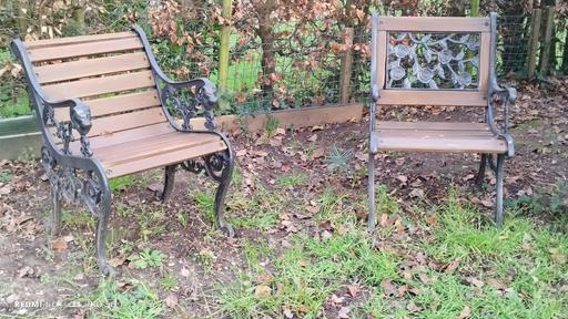 Buy & Sell Langley New Forest - Photos for 2 cast iron chairs