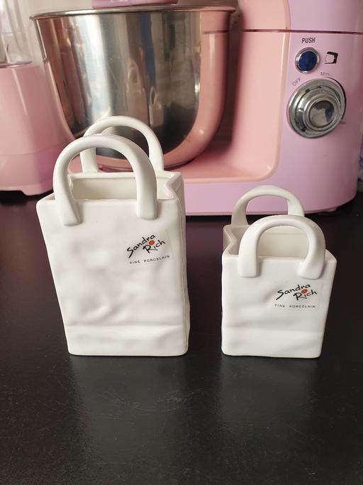 Buy & Sell Upper Gornal Dudley - Photos for porcelain vases x 2 Sandra rich