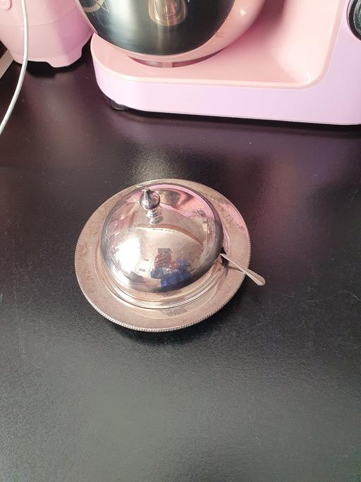 Buy & Sell Upper Gornal Dudley - Photos for vintage silver plated serving dish