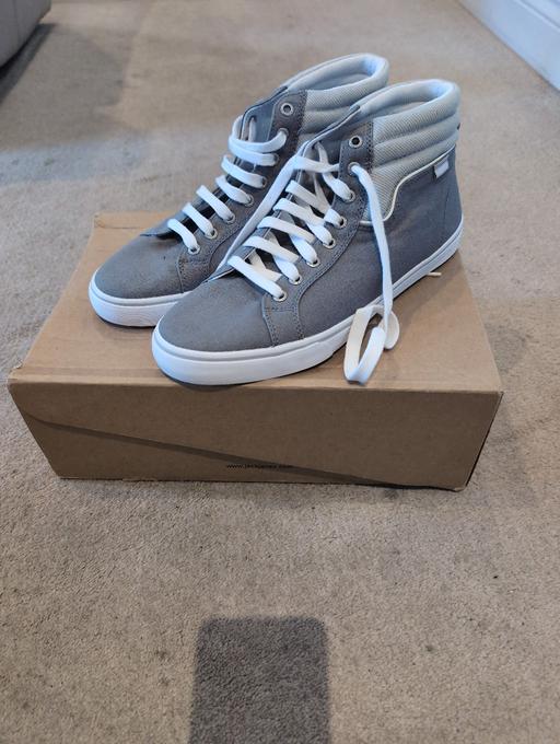 Buy & Sell Catherine-De-Barnes Solihull - Photos for jack and Jones trainers
