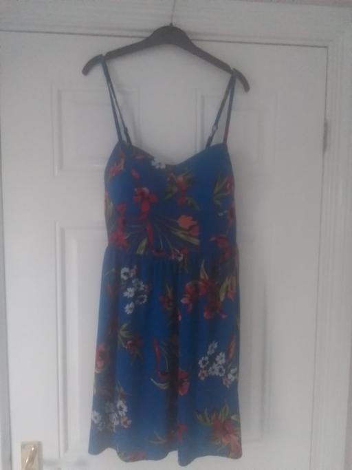 Buy & Sell Streetly Walsall - Photos for BRAND NEW NO TAG DRESS