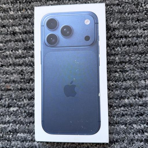 Buy & Sell South Croydon Croydon - Photos for Brand New iPhone 17 pro