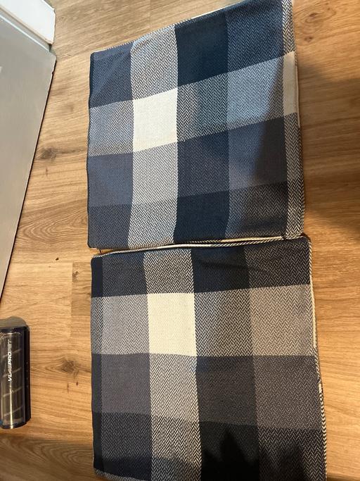 Buy & Sell Cadeby Doncaster - Photos for Large cushion covers x2 grey and navy blue
