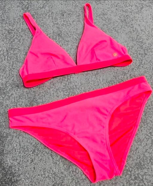 Buy & Sell Weston Point Halton - Photos for Size 12 MANTARAY pink bikini