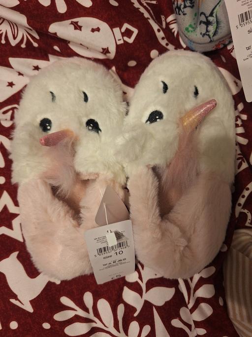 Buy & Sell Willenhall Walsall - Photos for girls slippers