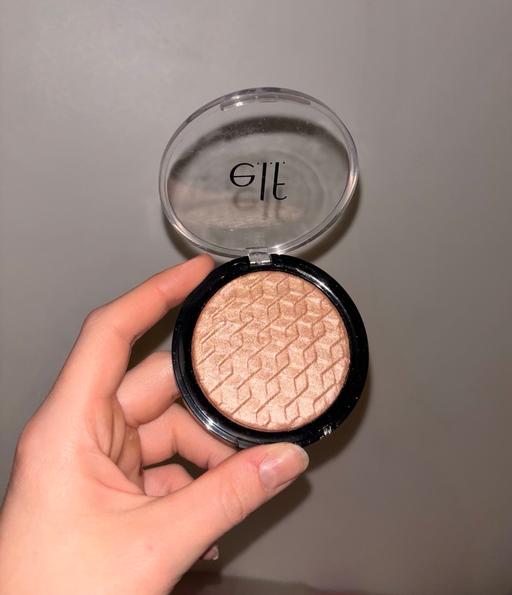 Buy & Sell Abington West Northamptonshire - Photos for Rose Gold Highlighter