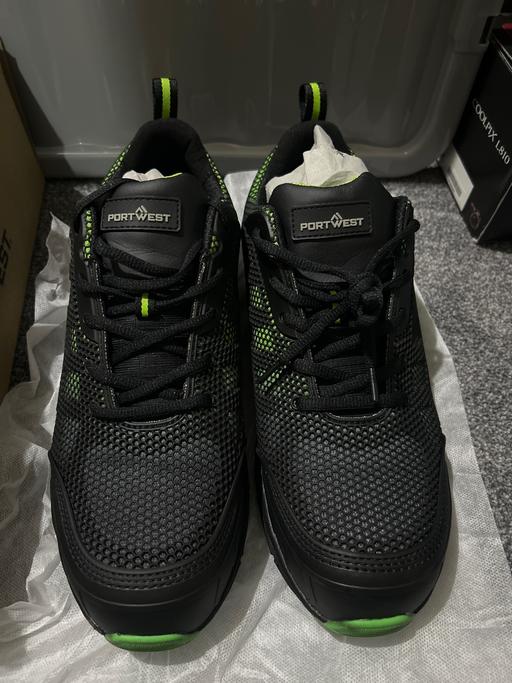 Buy & Sell Mangersta Eilean Siar - Photos for safety shoes Uk size 10