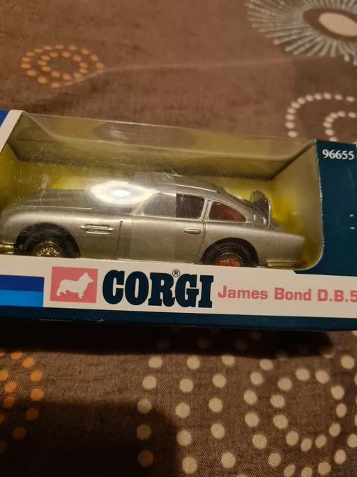 Buy & Sell Oldbury Sandwell - Photos for corgi James bond Aston Martin model