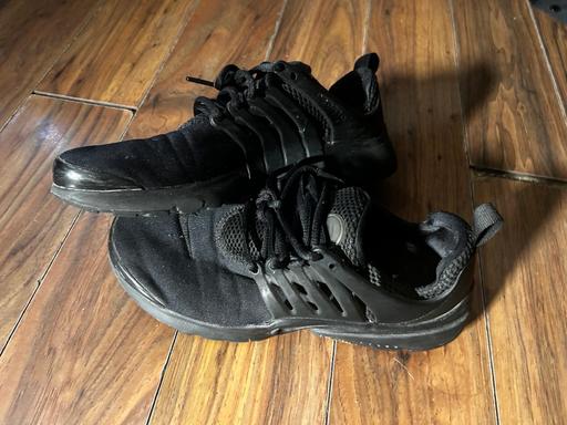 Buy & Sell Upper Holloway North London - Photos for Nike trainers