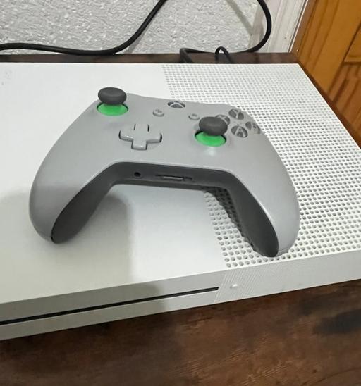 Buy & Sell Rubery Birmingham - Photos for xbox one s 500gb Leads Controller