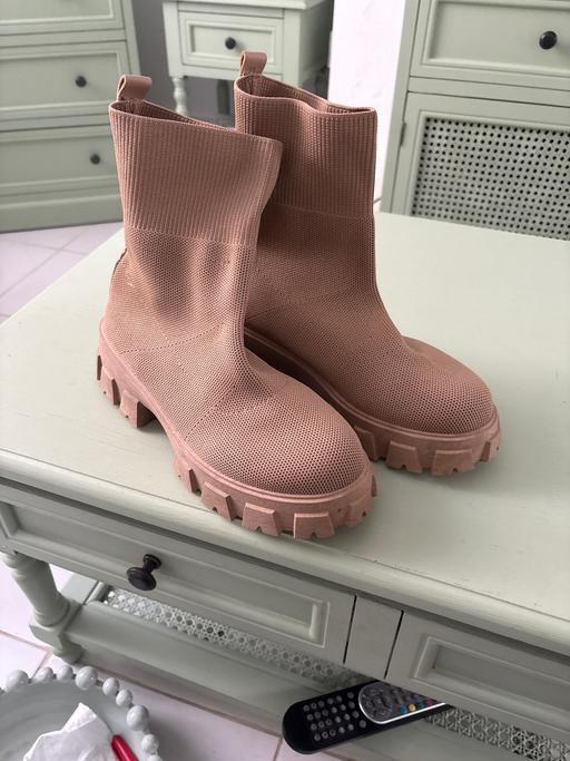 Buy & Sell Wombwell Barnsley - Photos for Size 6 sock boot ex condition