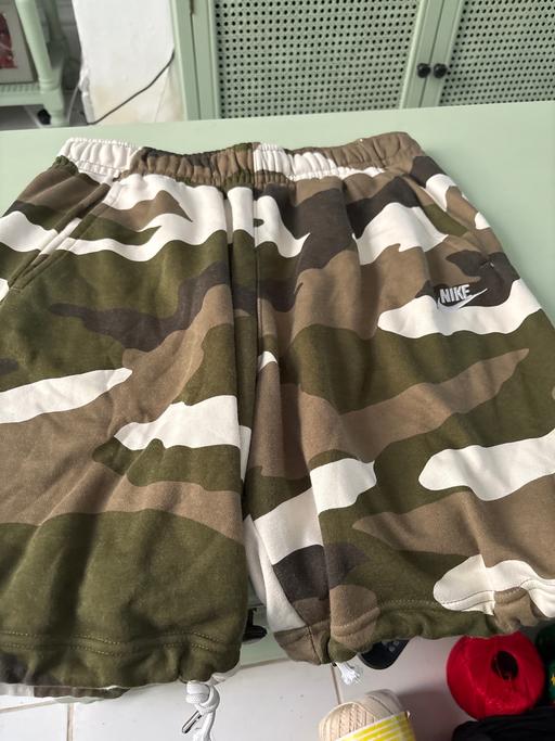 Buy & Sell Wombwell Barnsley - Photos for Nike Size M Men’s army shorts ex condition