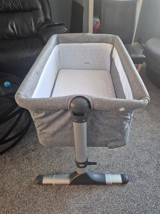 Buy & Sell Demmings Industrial Estate Stockport - Photos for babylo snuggle cot