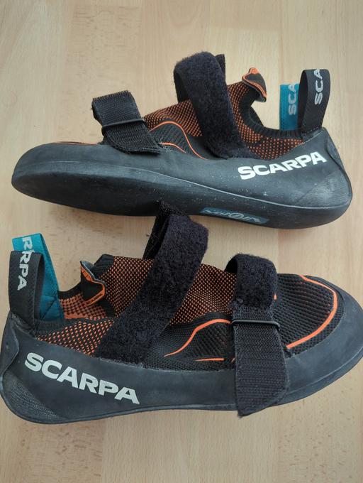 Buy & Sell Bromley East London - Photos for climbing shoes Scarpa reflex, UK size 7