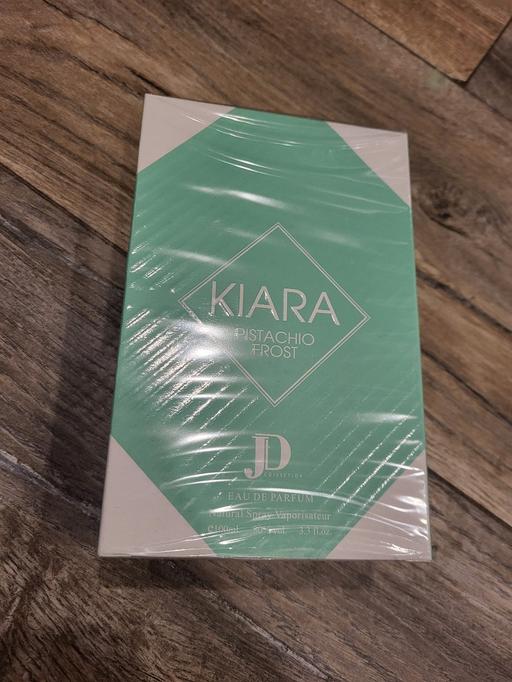 Buy & Sell Netherton Kirklees - Photos for kiara pistachio women's perfume