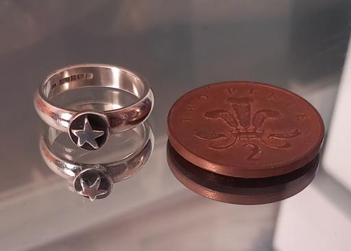 Buy & Sell Thatto Heath Saint Helens - Photos for EFX sterling silver star ring