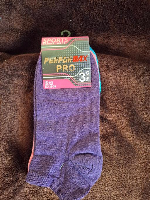 Buy & Sell Woodsetton Dudley - Photos for TRAINER SOCKS